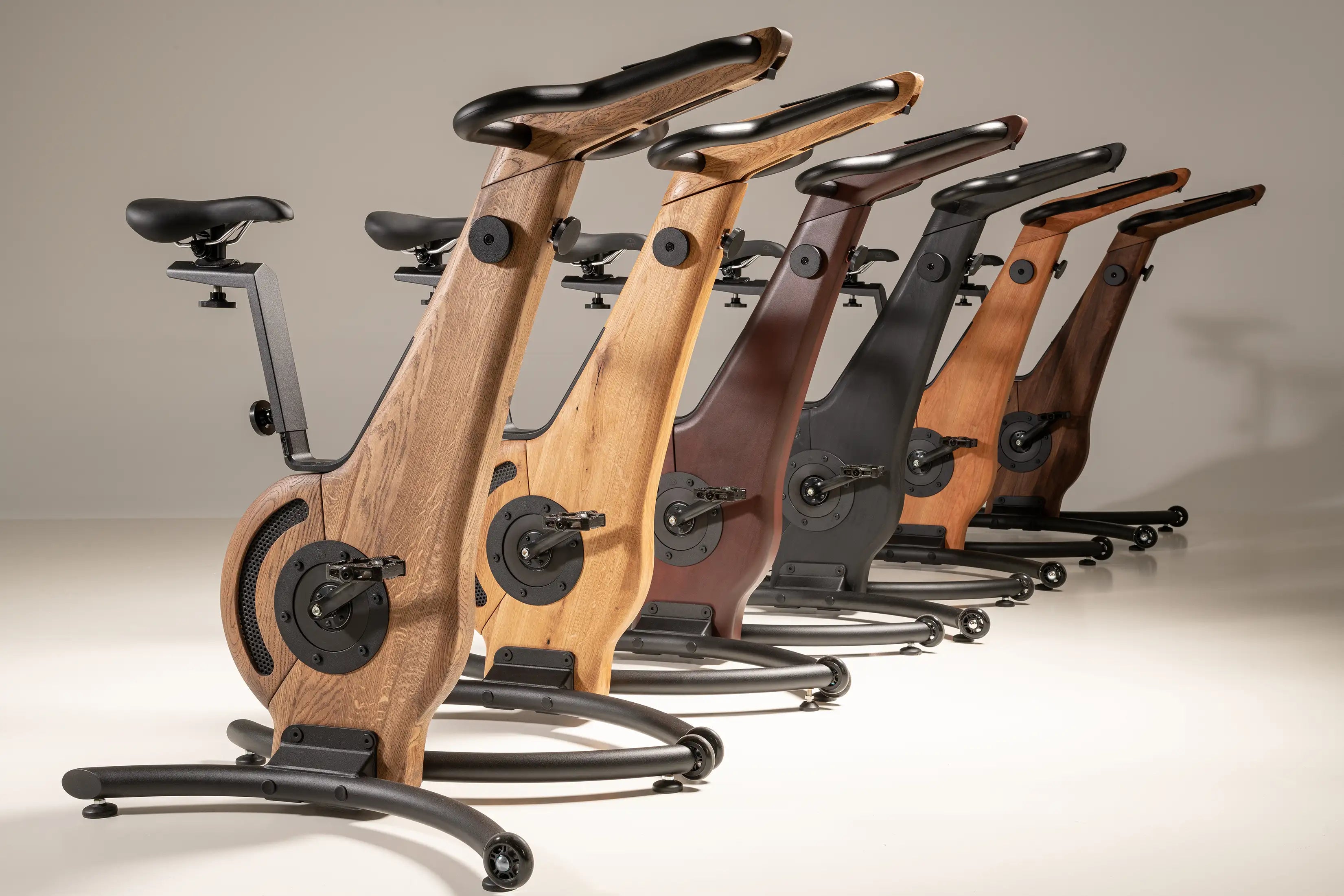 Alle Nohrd V2 Bikes in Reihe