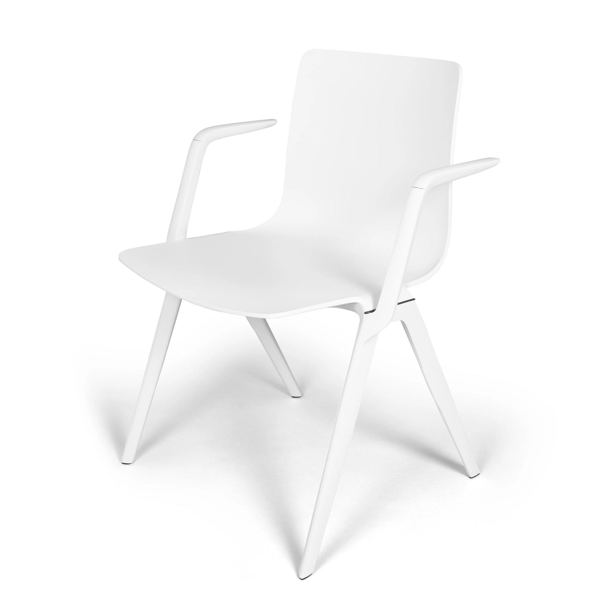 Brunner A-Chair von vorne rechts