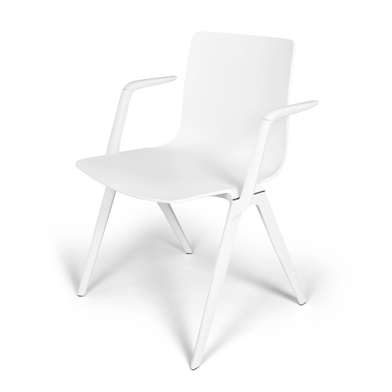 Brunner A-Chair von vorne rechts