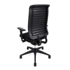 Girsberger Reflex K40 Bürostuhl von hinten rechts