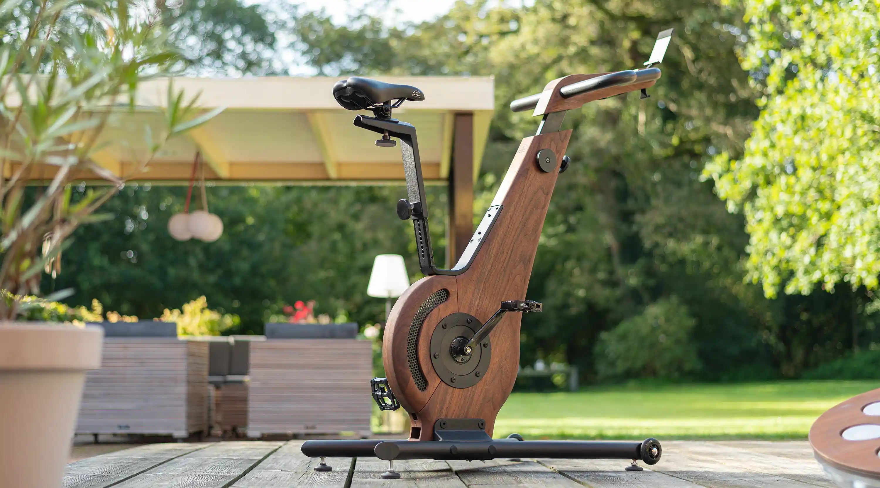 Nohrd WaterRower vor Veranda