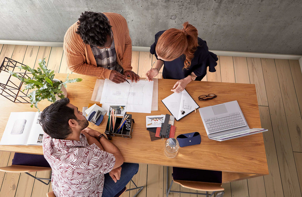 Teamarbeit in Steelcase Büro