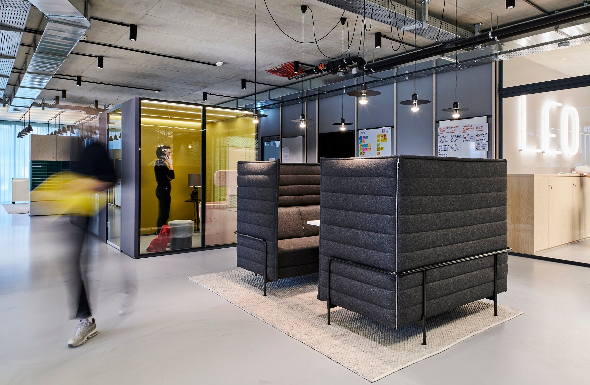 Arbeitsinsel in einem agilen Büro