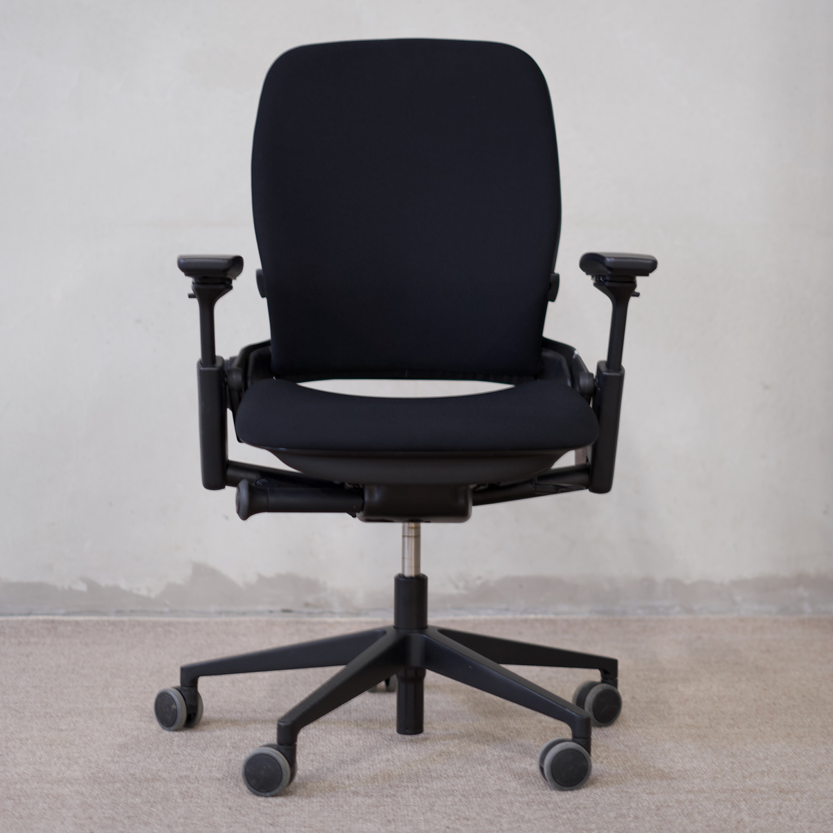 Steelcase Leap V2 - Ausstellungsstuhl