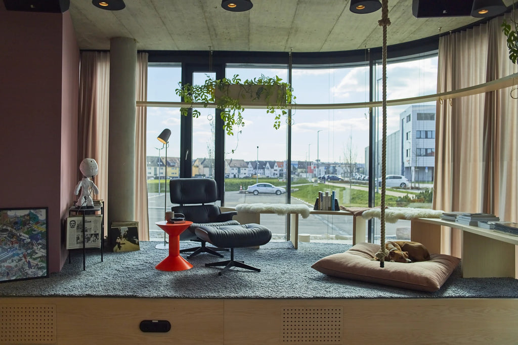 Lounge-Bereich im agilen Büro von workstatt