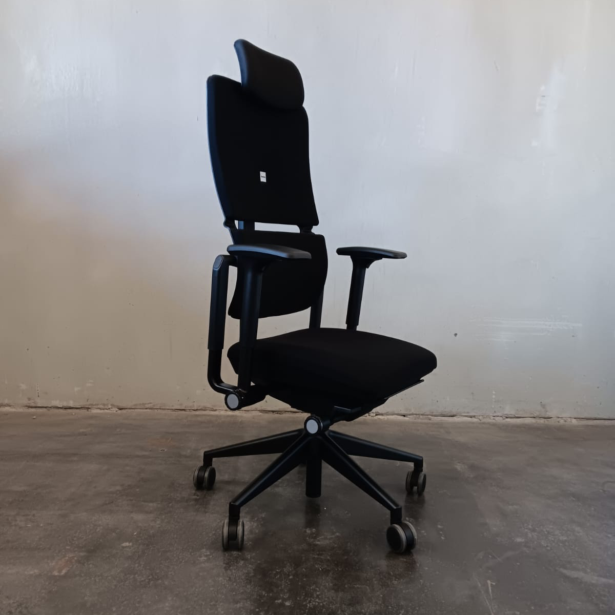 Steelcase Pleae Black Edition mit Kopfstütze - Ausstellungsstuhl