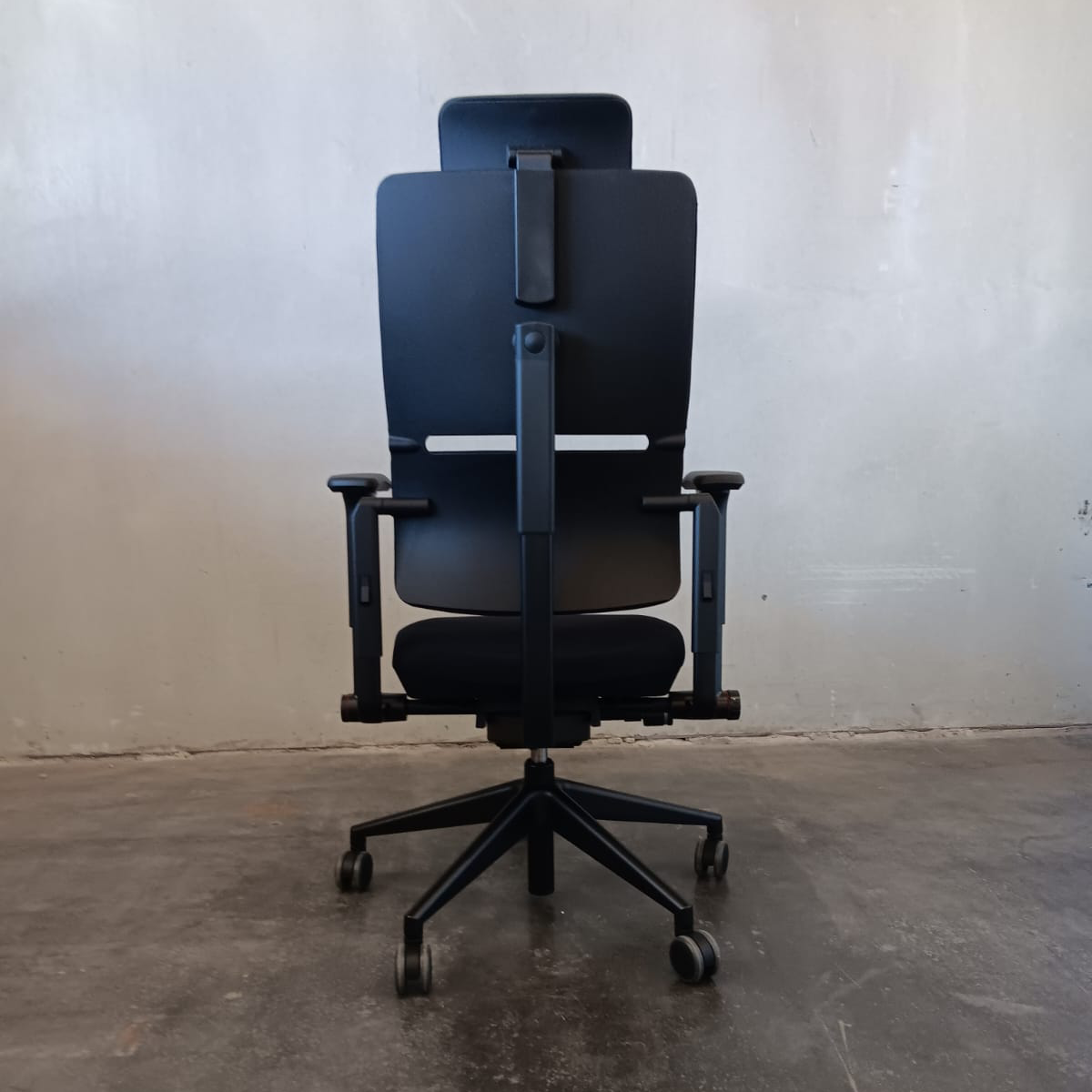 Steelcase Pleae Black Edition mit Kopfstütze - Ausstellungsstuhl
