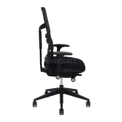 Steelcase Please Air Bürostuhl mit Netzrücken von der Seite