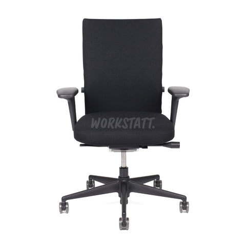 Vitra ID Soft Bürostuhl Black Edition von vorn