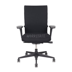 Vitra ID Soft Bürostuhl Black Edition von vorn