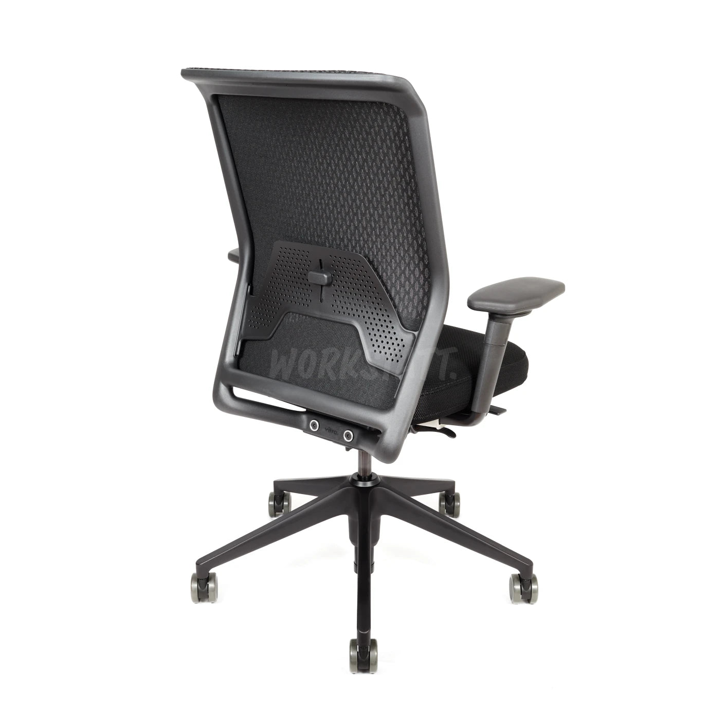 Vitra ID Soft Mesh Bürostuhl von hinten links